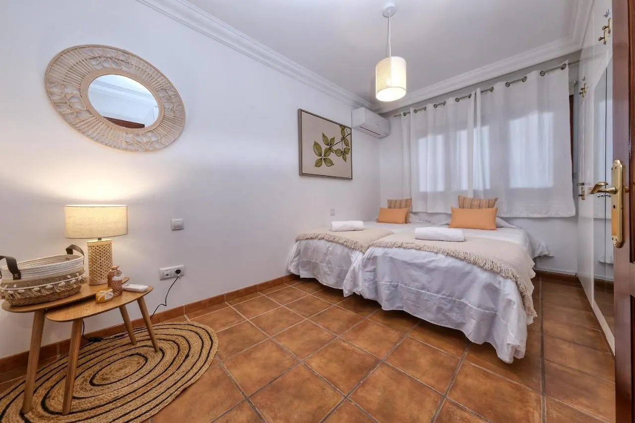 Villa Aurelia-Pool, Jacuzzi And Solarium Playa Blanca  Spain