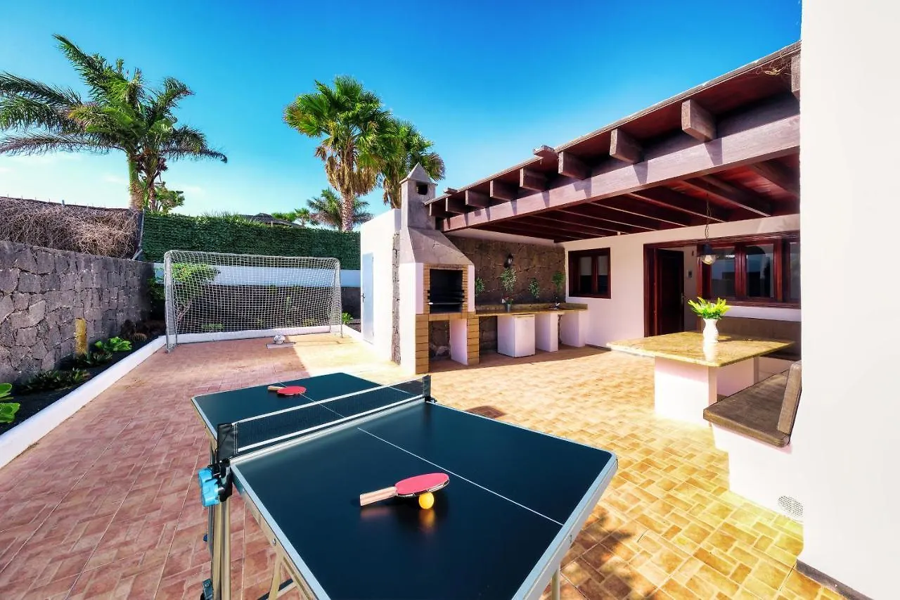 Villa Aurelia-Pool, Jacuzzi And Solarium Playa Blanca  Playa Blanca (Lanzarote)